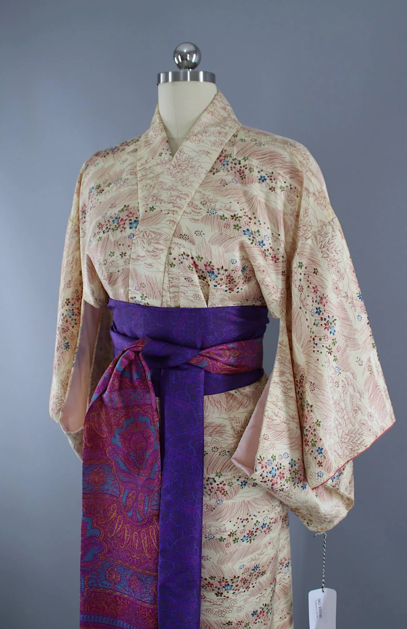 1970s Vintage Silk Kimono Robe / Ivory Magenta Purple Floral Print