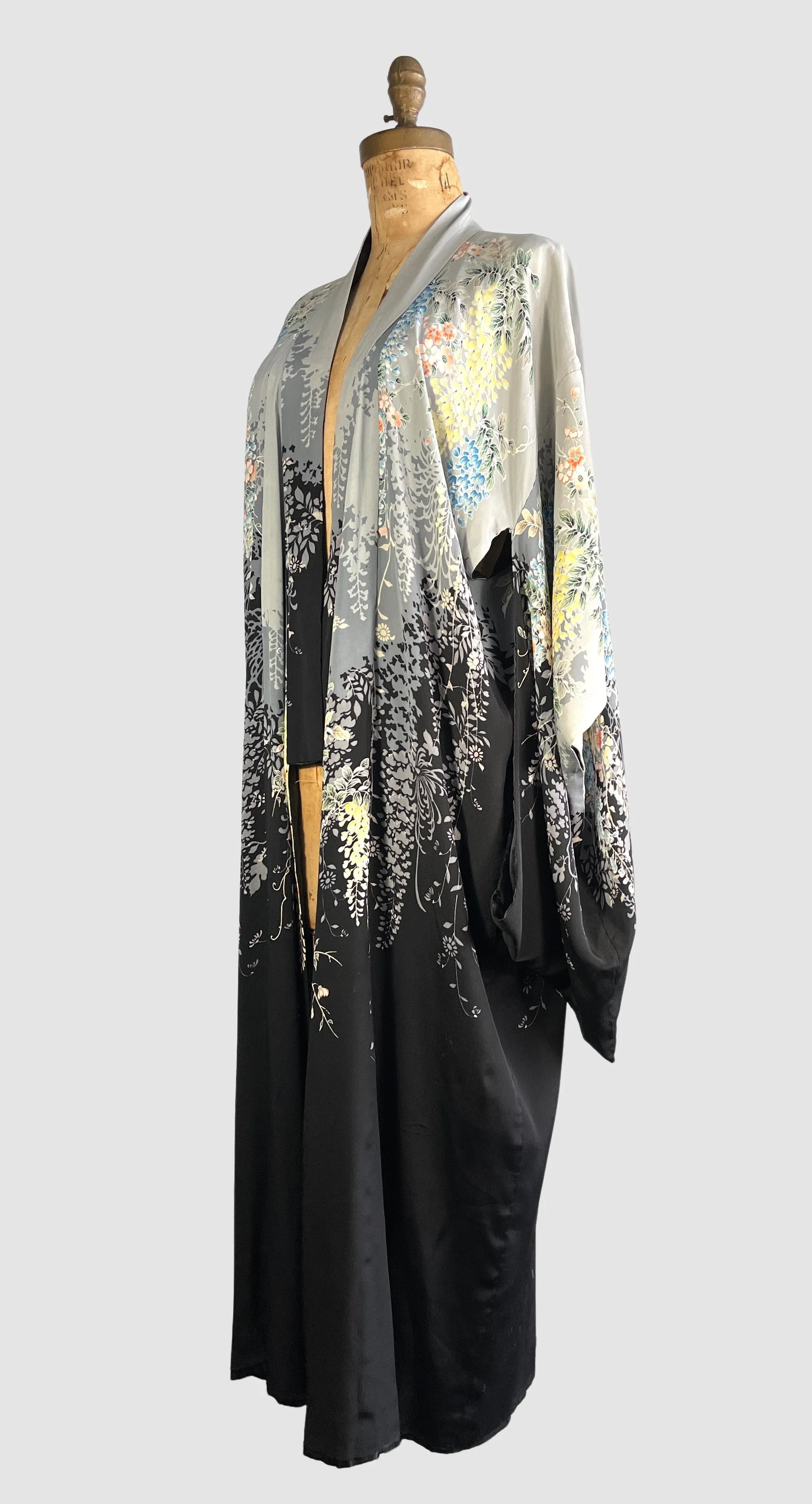 JAPANESE GARDEN 30s Blossom Print Silk Kimono • Open Size