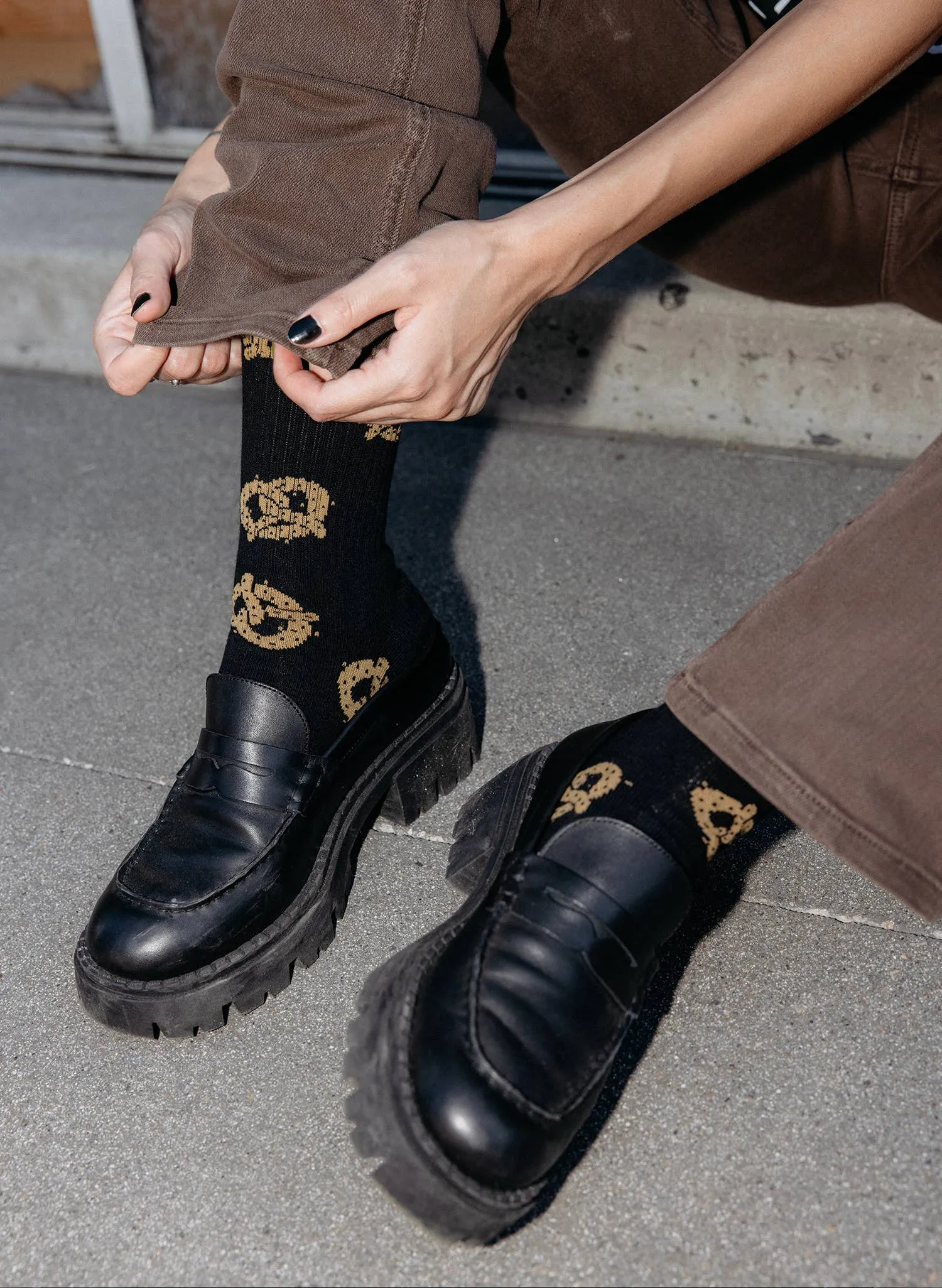 PRETZEL CREW SOCKS