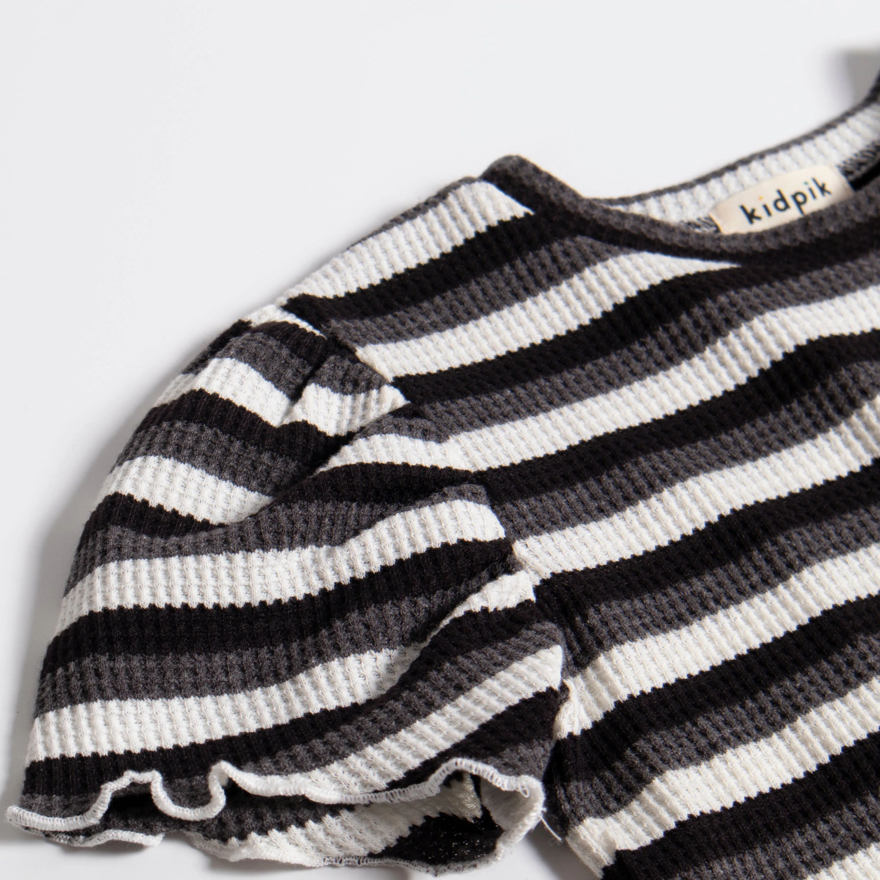 Thermal Stripe Puff Sleeve Tee